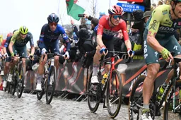 Van Baarle maakt zijn borst nat voor strijd tegen Van der Poel: 'Hij steekt in de vorm van zijn leven'