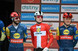 Amstel Gold Race beslist door grote 'Kijk-naar-Van der Poel-show': 'Zelfs hij was een beetje moe'