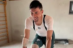 📸 Primoz Roglic zit opnieuw lachend op de fiets, vriendin Oumi verwent Remco Evenepoel na operatie met koffiekoeken