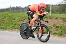 Arensman kan het ook in de hitte, op dag 1 van een grote ronde: 'Weten allemaal dat ik dan nooit top ben'