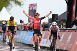 Wielerman Renaat Schotte pleit voor ander tv-format wielersport: 'Aanpassing is noodzakelijk'