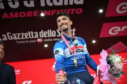 🎥 Afscheid van een icoon: Soudal Quick-Step en Lefevere brengen mooie laatste ode aan vertrokken Alaphilippe