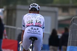 🎥 'Alleen als je wereldkampioen bent!' Jayco-AlUla brengt heerlijke compilatie over witte broek Plapp