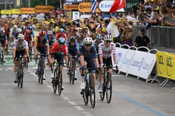 De Cauwer na 3e plek Van Aert: 'Je kan teruggaan naar vorig jaar: had die of die trap meer moeten geven?'