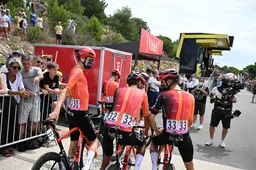 INEOS geeft uniek partnerschap met Lotto gestalte en legt uit: 'Perfecte omgeving voorbereiding WorldTour'