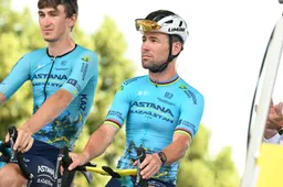 Cavendish en Démare not amused na declasseringen: 'Hij verdient die sanctie, Mark absoluut niet'