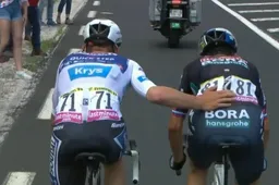 🎥 Evenepoels zetje op achterwerk Roglic valt niet in goede aarde: 'Het is respectloos'