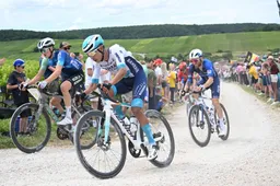 Uitslagen Ronde van Valencia 2025 | Milan logischerwijs dominant in slotrit, Buitrago pakt eindzege