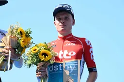 Door ploegmaats geïnspireerde Van Eetvelt is weer helemaal de oude: 'Derde in San Sebastián is waanzinnig'