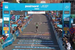 Jelte Krijnsen stunt met eerste profzege in Ronde van Denemarken, De Lie blijft leider