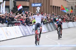 Bakelants ziet bij Visma 'renner met Van Aert-kenmerken', iets wat ploeg Evenepoel én Red Bull ontberen?