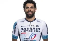 Zwaargevallen Giro-slachtoffers Andrea Pasqualon (Bahrain Victorious) en Juri Hollmann (Alpecin-Deceuninck) delen updates vanuit ziekenhuis