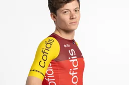 Jammerlijk nieuws uit Frankrijk, waar 27-jarige renner noodgedwongen carrière moet stopzetten: 'Had geen keuze meer'