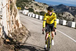 Hard gelag voor Nordhagen en Visma | Lease a Bike: valse start voor toptalent in Oman