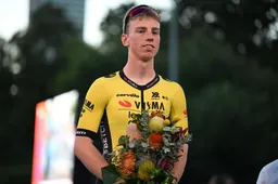 Koele kikker Brennan hield volledige kopgroep in houdgreep tot de spurt: 'Wist dat ik de snelste sprint had'