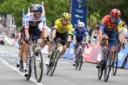 Jonge Britten boven! Na Brennan vangt nu Gloag het uitvallen van Van Baarle bij Visma | LaB op: 'Maken er het beste van'