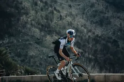 Pidock wint ingekorte en geneutraliseerde tweede etappe AlUla Tour op de flanken van Mountain Wirkah