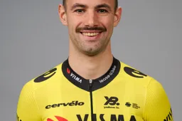 Schachmann en zwaar gevallen Skjelmose goed richting Ardennen, Campenaerts baalt: 'Teambelang nu vooropstellen'