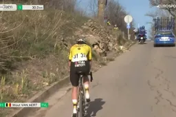 Van Aert had er zoveel zin in, maar komt in eerste koers niet verder dan rol als knecht: 'Niet waar ik op hoopte'