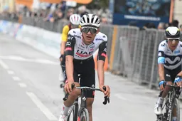 Laatste schakel Pogacar in Milaan-Sanremo reageert op uitblijven kopbeurt: 'Om door te blijven vechten...'