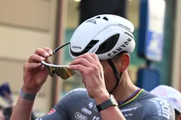 Mathieu van der Poel heeft één groot doel vóór Ronde van Vlaanderen lonkt: 'Dat zal iedereen vanuit Sanremo hebben'