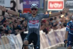 Mieren op de kuiten, granaatscherven en 'hello, rest of the world'; zo keken ze in Europa naar rentree Van der Poel