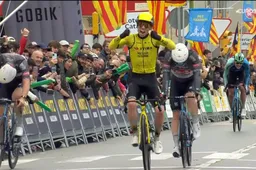 Brennan leerde van Pogacar's fouten: 'Toen wist ik dat het een herhaling van vorig jaar zou zijn'