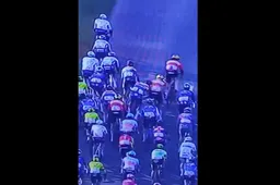 🎥 Wielerfans vernietigend over UCI-straf voor kopstoot Milan, Boonen verdedigt actie van Italiaan