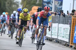 Deelnemers en rugnummers Milaan-Sanremo 2025 | Beullens (Lotto) en Clarke (Israel) verschijnen niet aan de start