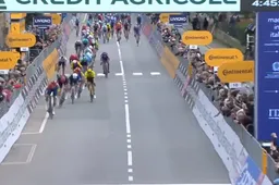 Italië boven in Tirreno-Adriatico: Milan sprint op indrukwekkende wijze naar zege, Zijlaard tweede