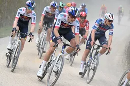 'Kijk beter niet te veel naar m’n Garmin-cijfers', lacht Tim van Dijke na hoopgevende gevechten met Van der Poel en co