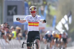 Groupama-FDJ nog lang niet klaar met organisatie na verloren zege Grégoire: 'Ik weet niet wat hun opleidingsniveau is'