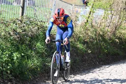 Pedersen weet dat hij het anders moet aanpakken in Vlaanderen: 'Van der Poel heeft dit jaar nieuwe stap gezet'