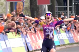 Bredewold goudeerlijk na prachtige zege Amstel Gold Race: 'Was bang om aan te vallen'