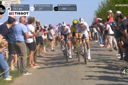 Wiebes vertelde Kopecky op bepaald moment niet aan te vallen: 'Toen kreeg ik het wel even lastig'