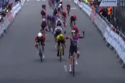 Alweer Nederlands succes in Spanje! Bredewold sprint naar de zege in eerste etappe Ronde van het Baskenland