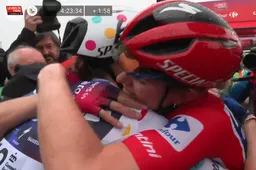 Uitslagen Vuelta a Espana - vrouwen 2025 | Vollering, Vos en Van der Breggen juichen alle drie in Spanje