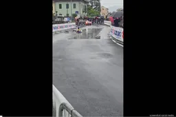 egan bernal giro val 682d6d2640467jpg