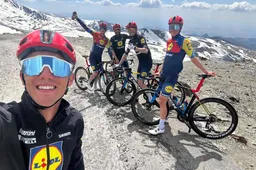 Thibau Nys en Lidl-Trek-mannen stomen zich met monstertraining klaar voor Tour de France