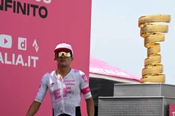 Zet Carapaz de transfermarkt op stelten? EF-kopman plots onderwerp van gesprek, met mogelijke terugkeer op oude nest