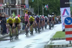 Wout van Aert haalt uit naar conculega's na massale crash in Giro: 'Ze zouden soms beter hun verstand gebruiken'