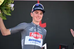 Tourdebutant maakt in dienst van Van der Poel indruk in de bergen: 'Was niet evident om daar te zitten'