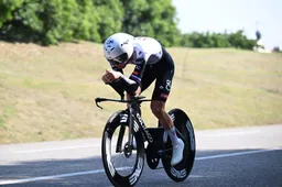 Pogacar fopte Vingegaard en Visma met acteerwerk in tijdrit, stelt Danielson: 'Ze hebben nu geen duidelijkheid over Tadej'