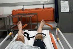 Pechseizoen Cian Uijtdebroeks duurt voort: Visma | Lease a Bike-Belg aangereden op training