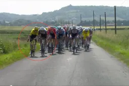 🎥 Vingegaard was niet blij met opstootje in koers: 'Ik vind het onnodig, zowel van hun kant, als van onze kant'