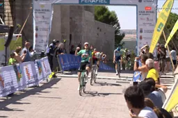 UAE eindelijk verslagen: verrassend talent Etxebarria (Equipo Kern Pharm) de beste in Vuelta Castilla y Leon