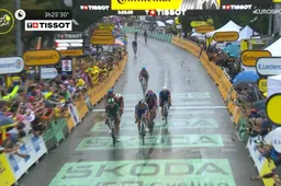 🎥 Samenvatting etappe 17 Tour de France 2025: laatste kans voor sprinters traditioneel chaotisch
