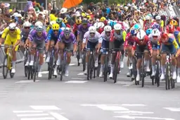 Mathieu van der Poel legt uit waarom hij na val Jasper Philipsen bewust de zijkant koos in eindsprint 3e etappe Tour de France