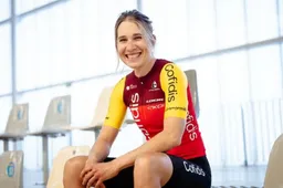 'Na 6 jaar kwam mijn menstruatie terug'; Vollering en Ferrand-Prévot brengen balletje aan het rollen in vrouwenpeloton