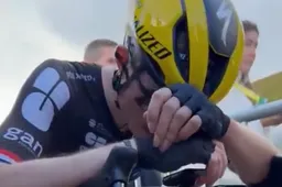 'Op dit moment ben ik verrot'; de verklaringen van Demi Vollering en Lars Boom na koninginnenrit Tour de France Femmes